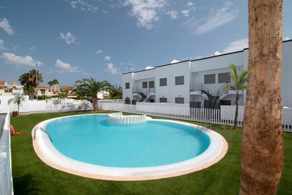 Torrebeach Torre de la Horadada Екстериор снимка